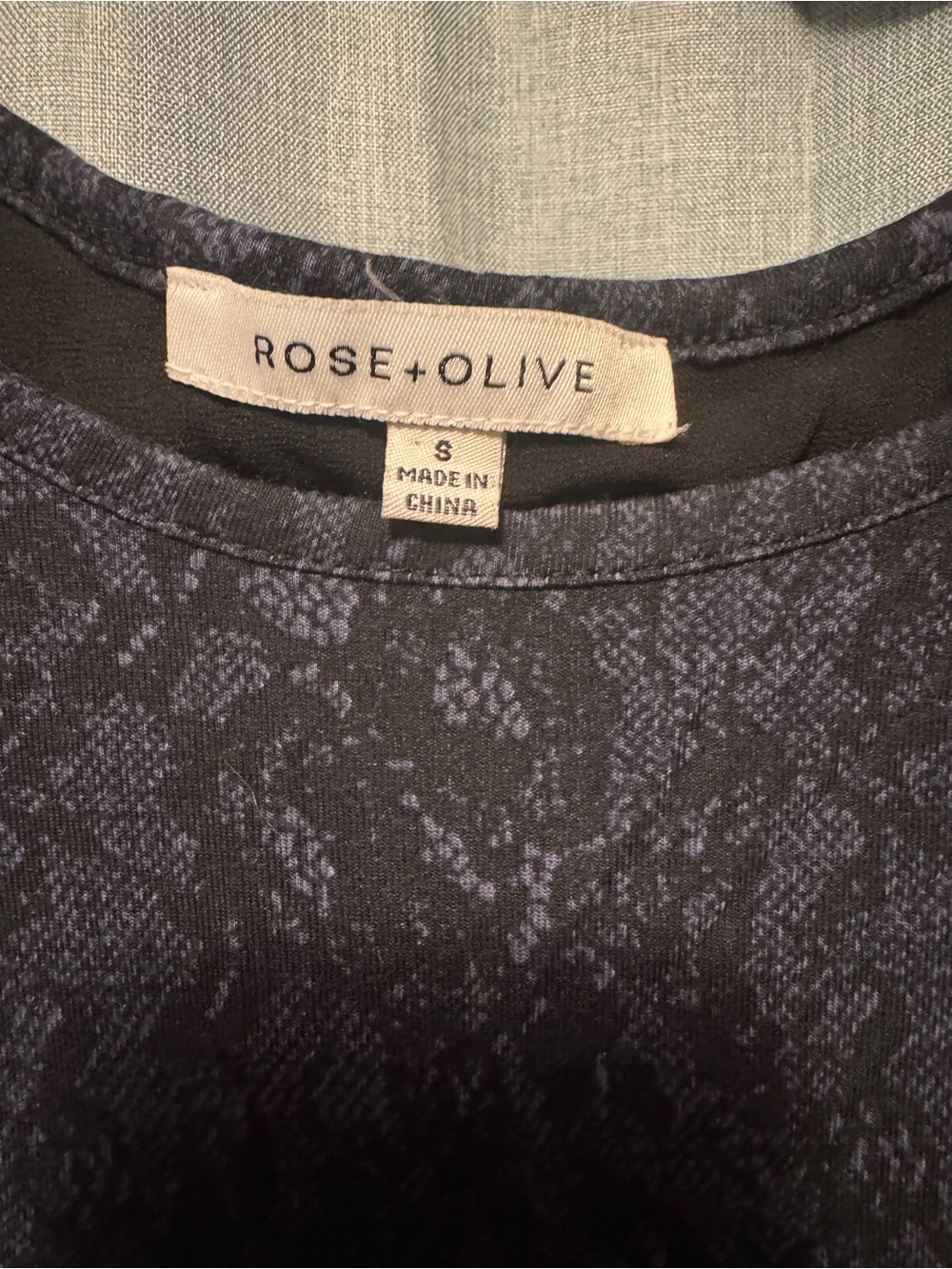 Rose & Olive navy Floral sleeveless Tee - Picture 2 of 5